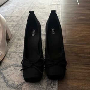 Cider Women's Black Ballet Heels